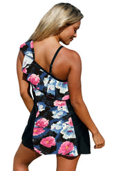 Schickes One-Shoulder-Badekleid mit Rüschen und Blumenmuster und Shorts